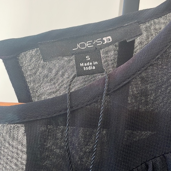 NWT Joes Long Sleeve Flowy Ruffle Blouse - Picture 4 of 5